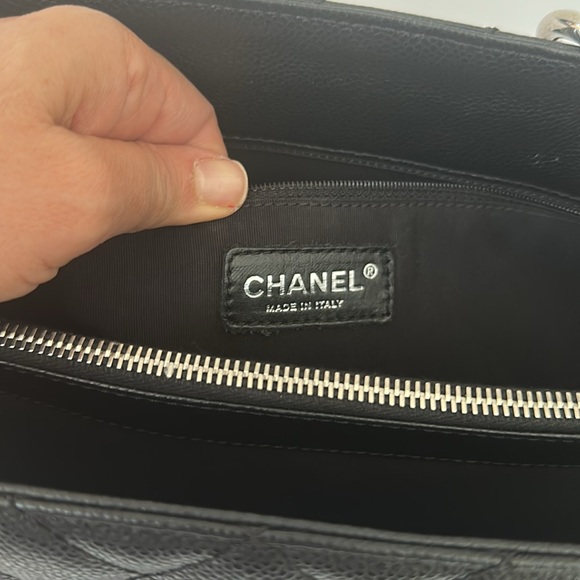 CHANEL GST  Silver Chain Black Caviar  Leather Quilted Shoulder Bag Tote - Picture 15 of 16